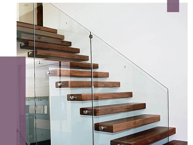 Стеклянные перила для лестницы в Конаково от 14699 руб.