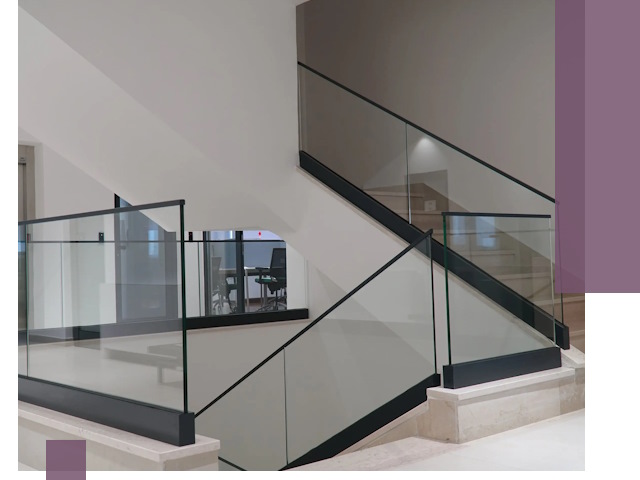 Стеклянные перила премиум-класса с установкой в Конаково