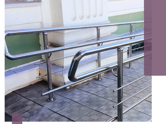 Ограждения пандусов из металла и нержавейки в Конаково