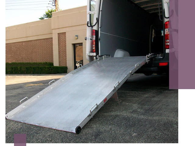 Мобильные пандусы в Конаково — производство, монтаж и аренда