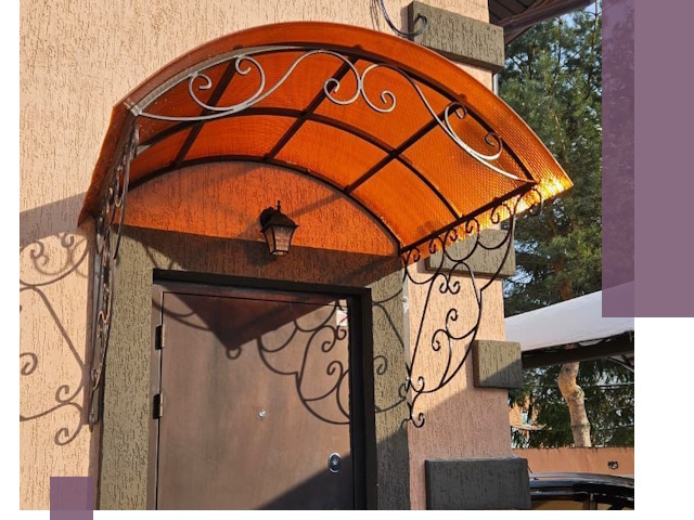 Демонтаж козырьков в Конаково быстро и безопасно