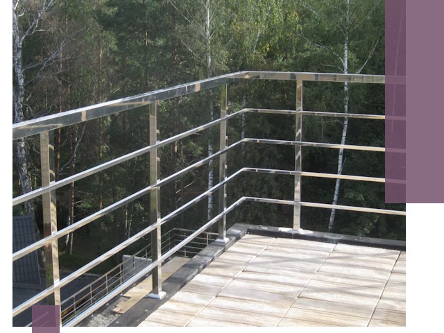 Парапеты из нержавеющей стали в Конаково — изготовление и монтаж