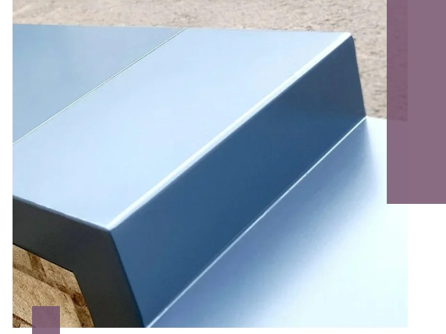 Крышки на парапет в Конаково: изготовление и монтаж под ключ